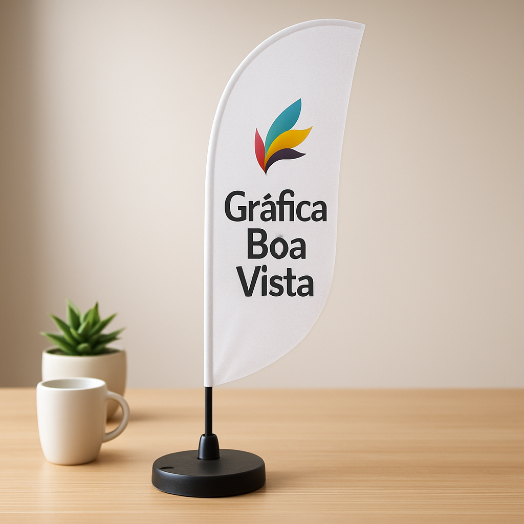 Windbanner para clínicas e consultórios instalado na fachada de uma clínica, com visual profissional e moderno