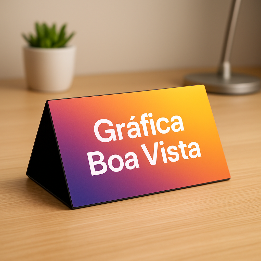 Prisma de Mesa em balcão de atendimento com visual profissional